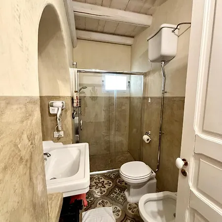 Apart Otel Kallistos & 3*