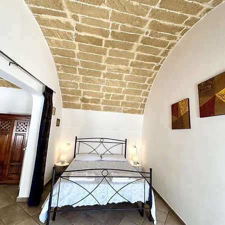 Apart Otel Kallistos & 3*