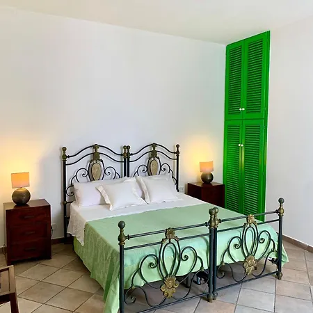 Kallistos & Aparthotel *