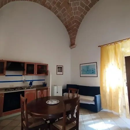 Kallistos & Aparthotel