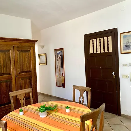 Kallistos & Aparthotel