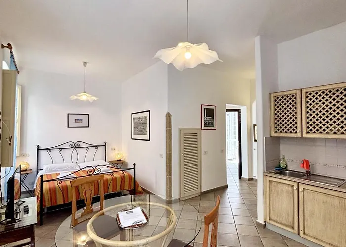 Lägenhetshotell Kallistos & 3*